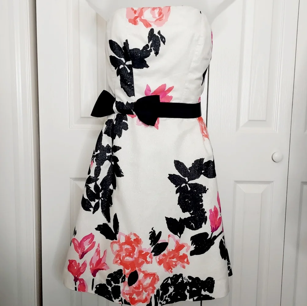 🤍Lilly Pulitzer strapless dress Amberly Cameo White Stroke of Midnight Sz8 - Picture 5 of 15